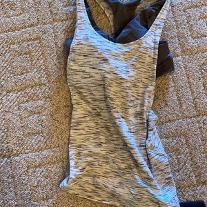 Lululemon running tank with built in bra